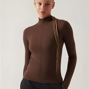 Athleta Ascent Turtleneck Medium Brown